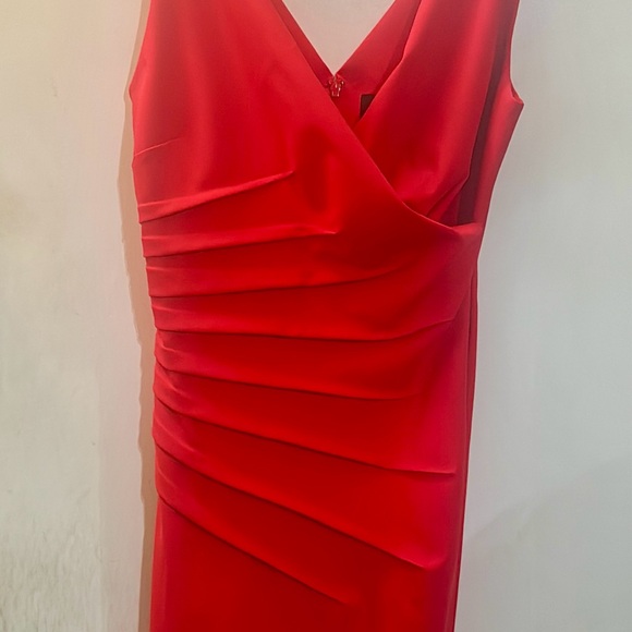 Bright Red Ruched Dress - size 10 Excellent Condition. Sexy Evening Body Con - Picture 4 of 8